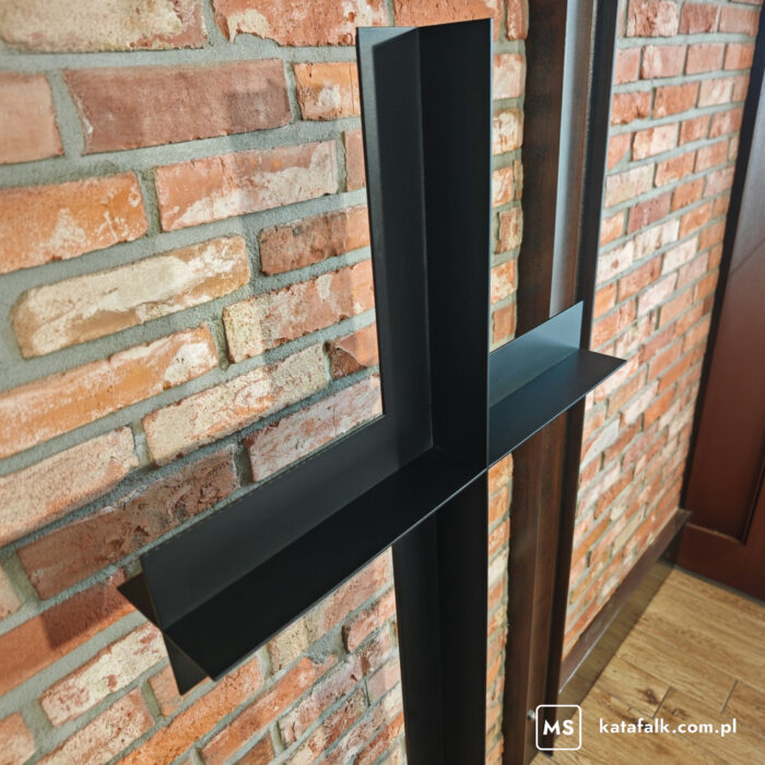 katafalk-krzyz-duzy-pogrzebowy-metalowy-czarny-MS-KR-zdjecie-detal katafalk-krzyz-duzy-pogrzebowy-metalowy-czarny-MS-KR-zdjecie-detal